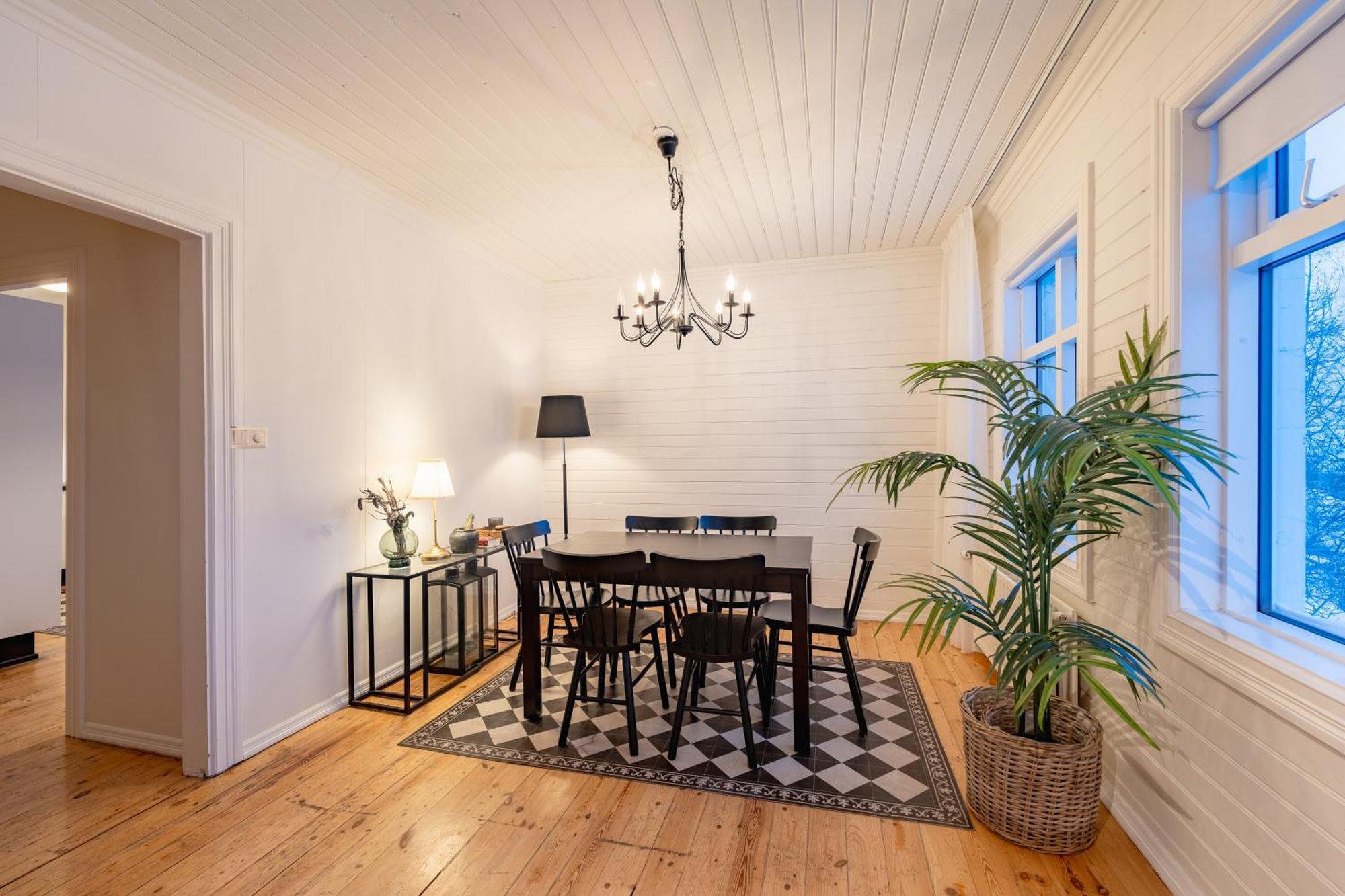 Day Dream Central Akureyri Three Bedroom Apt Esterno foto